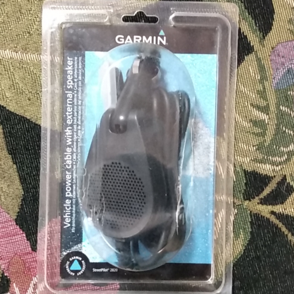 Garmin vehicle power cable w/ external speaker